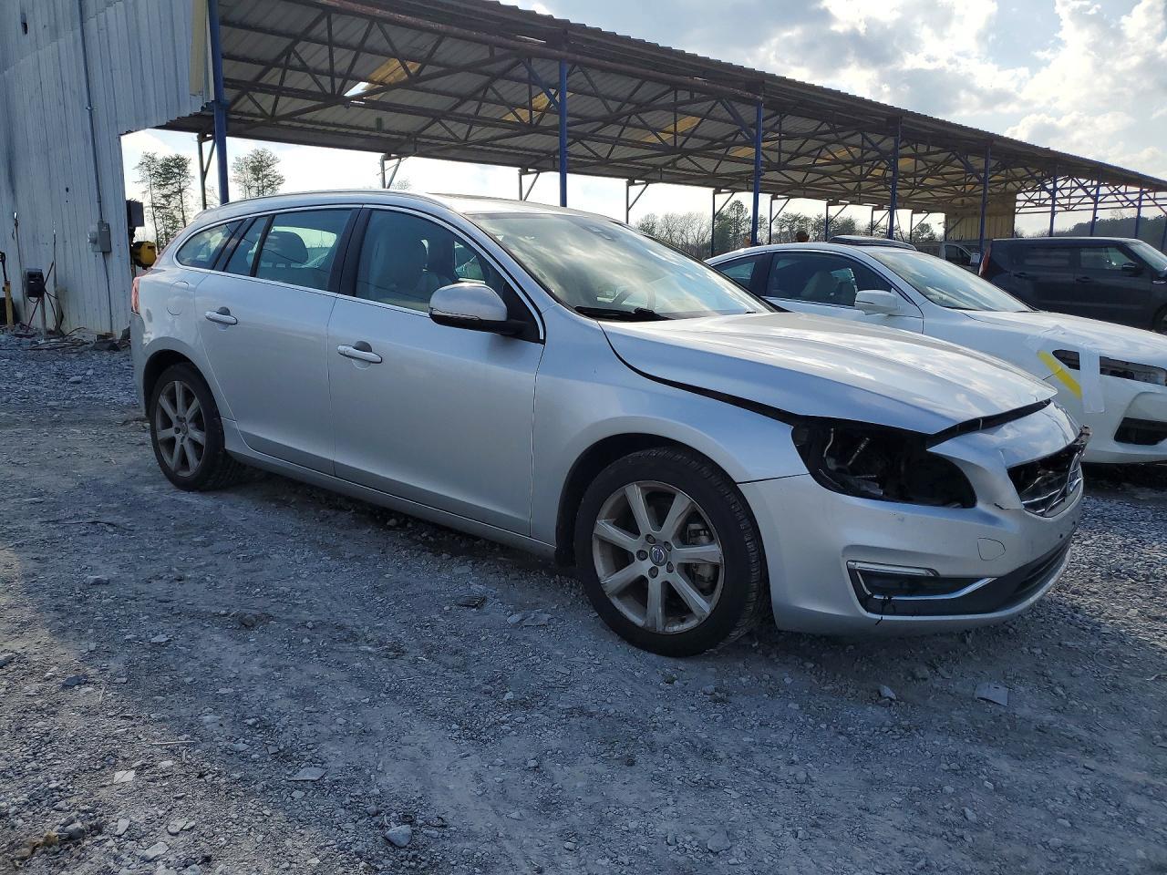 2017 Volvo V60 T5 Premier