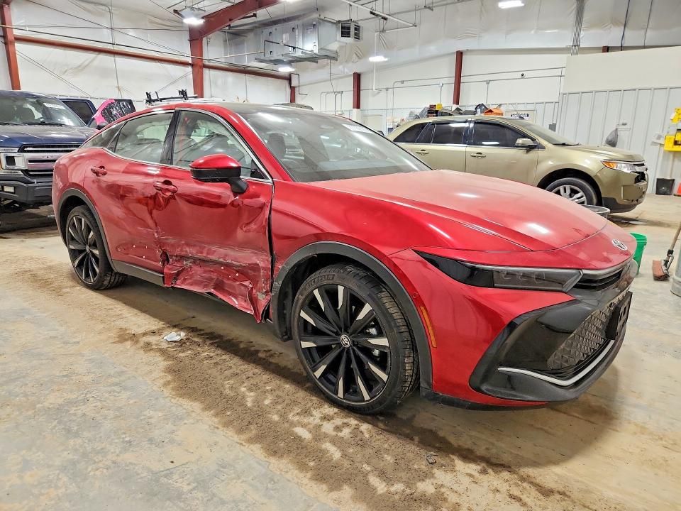 2023 Toyota Crown Platinum