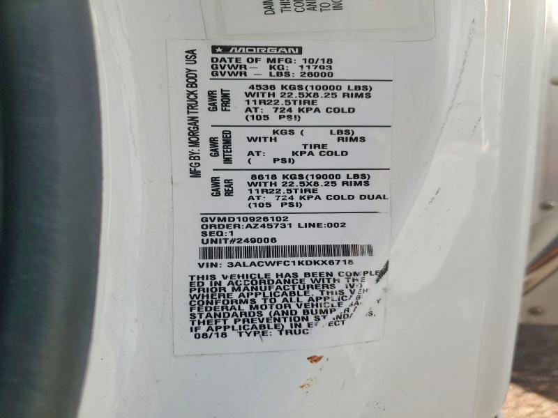 2019 Freightliner Business Class M2 BOX Truck