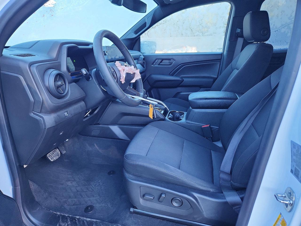 2024 Chev Colorado