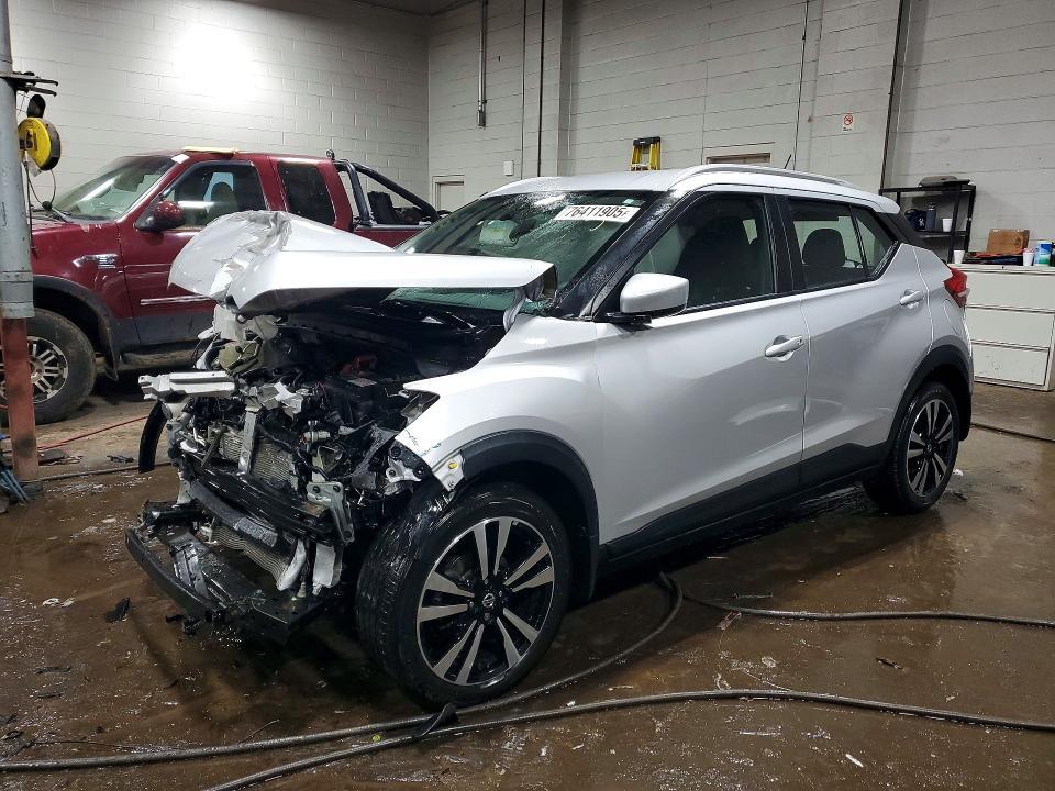 2019 Nissan Kicks sv