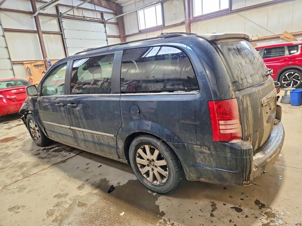 2009 Chrysler Town & Country Touring