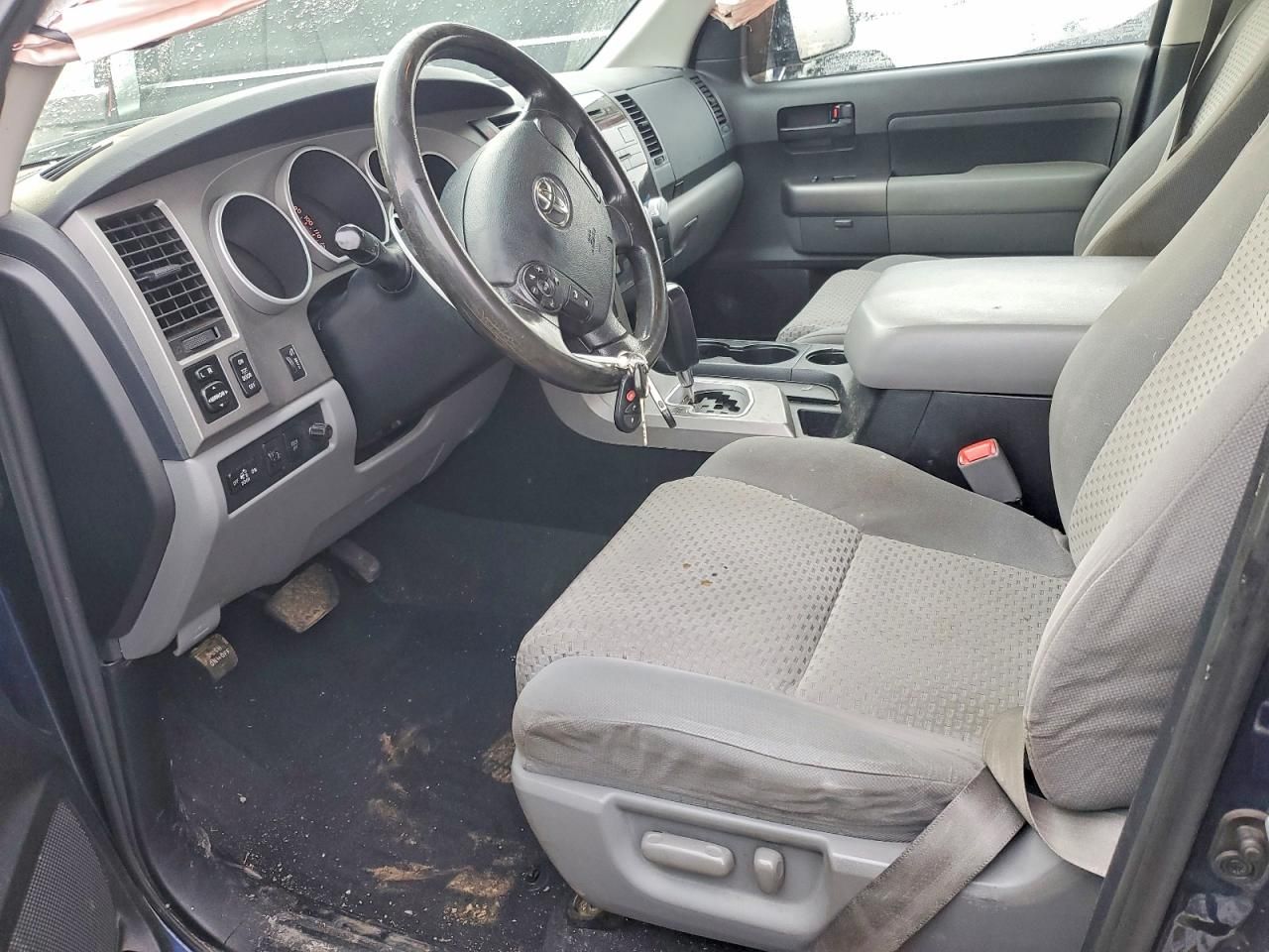 2013 Toyota Tundra Double cab SR5