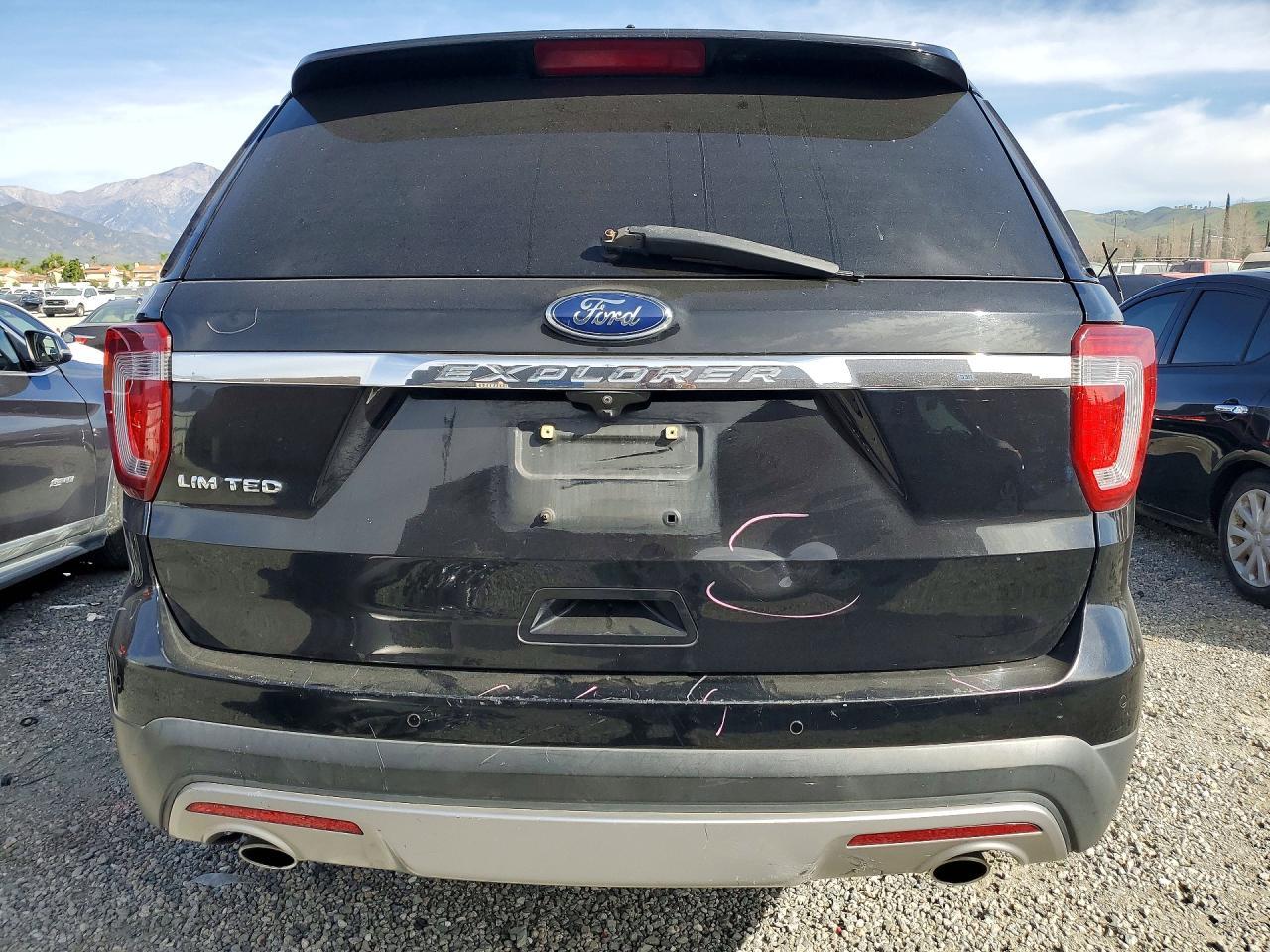 2017 Ford Explorer Limited