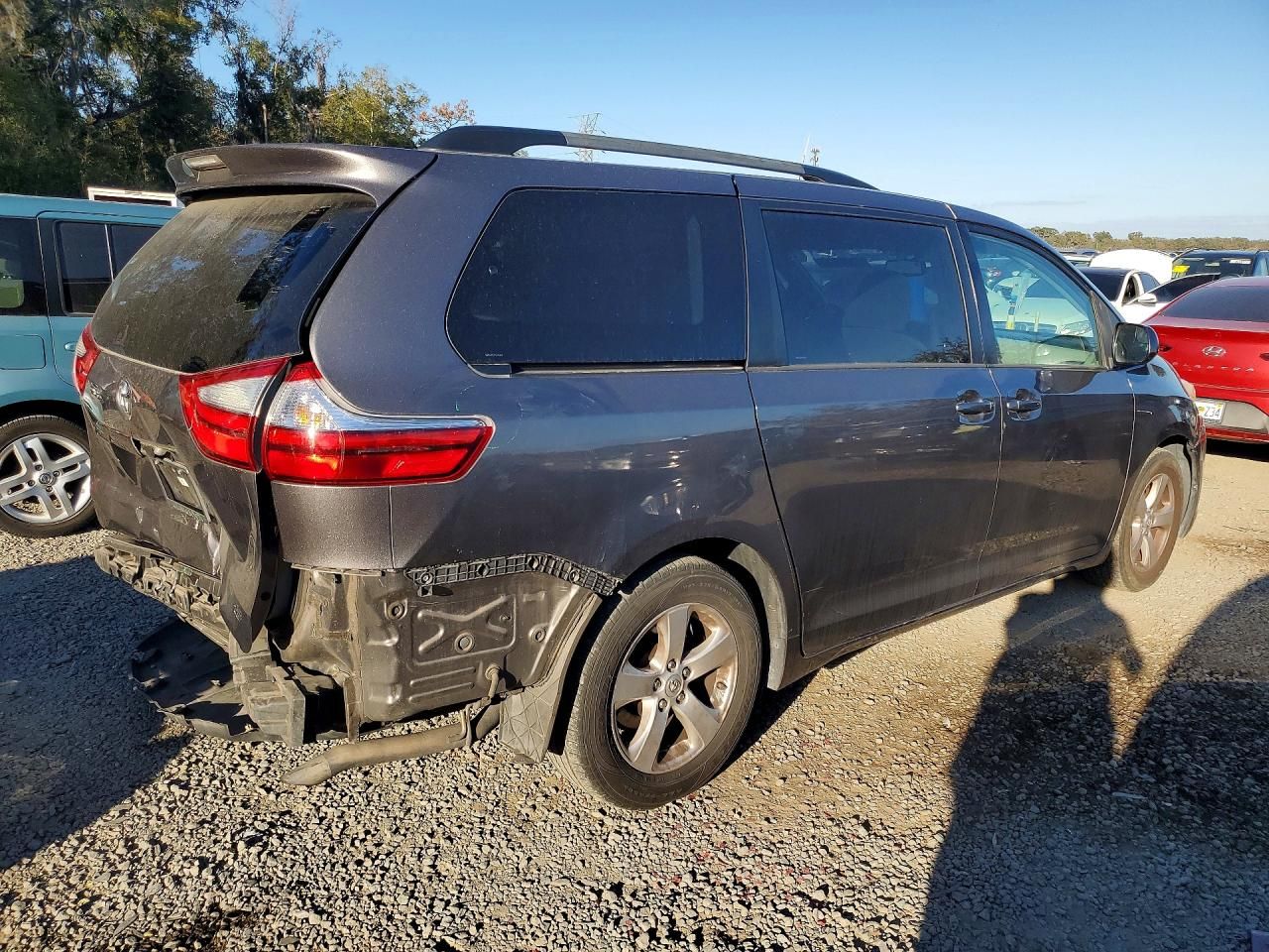 2015 Toyota Sienna le