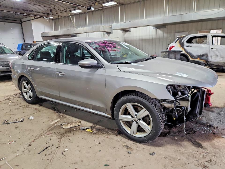 2012 Volkswagen Passat se
