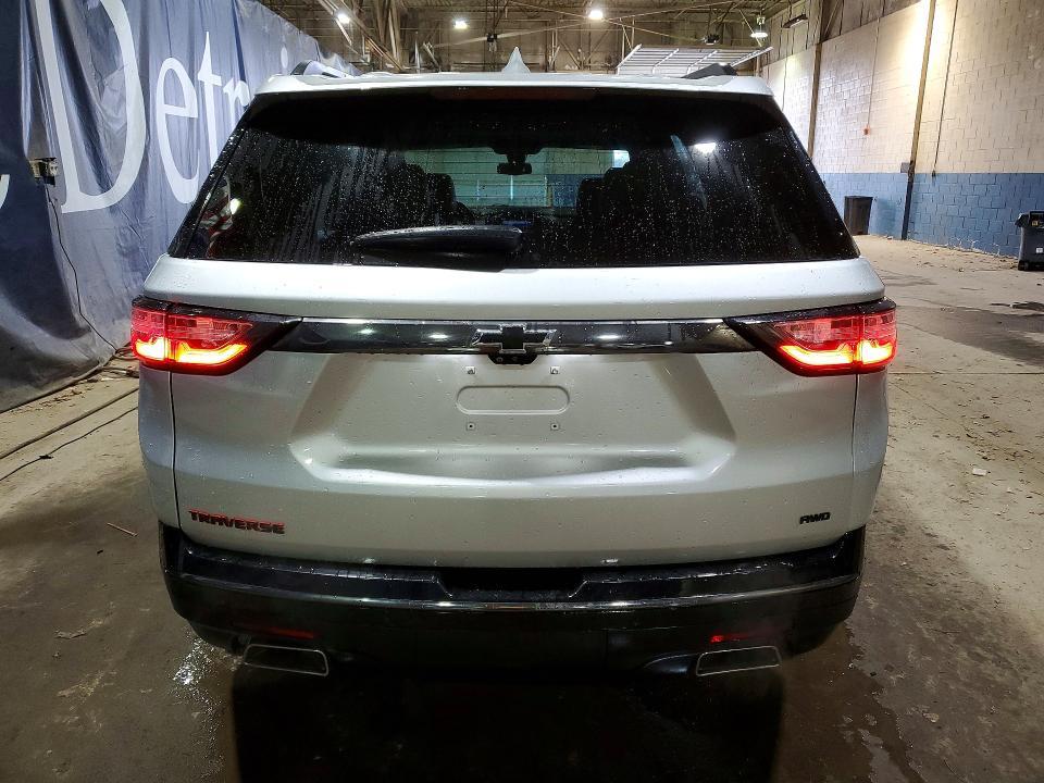 2021 Chevrolet Traverse Premier