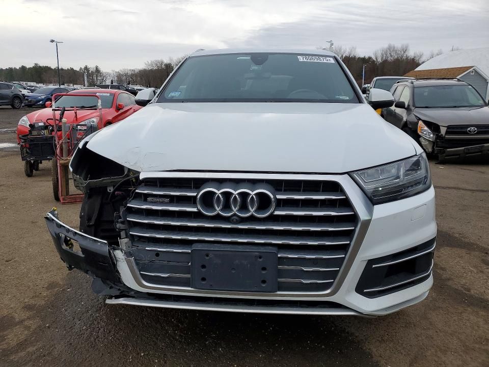 2018 Audi Q7 Premium Plus