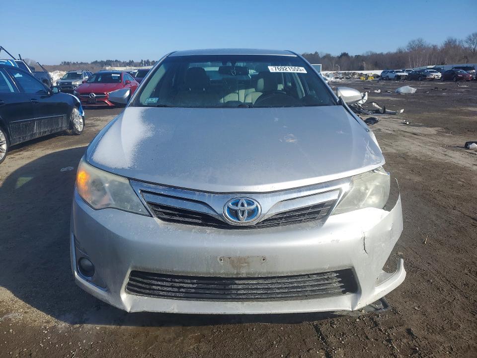 2014 Toyota Camry Hybrid xle