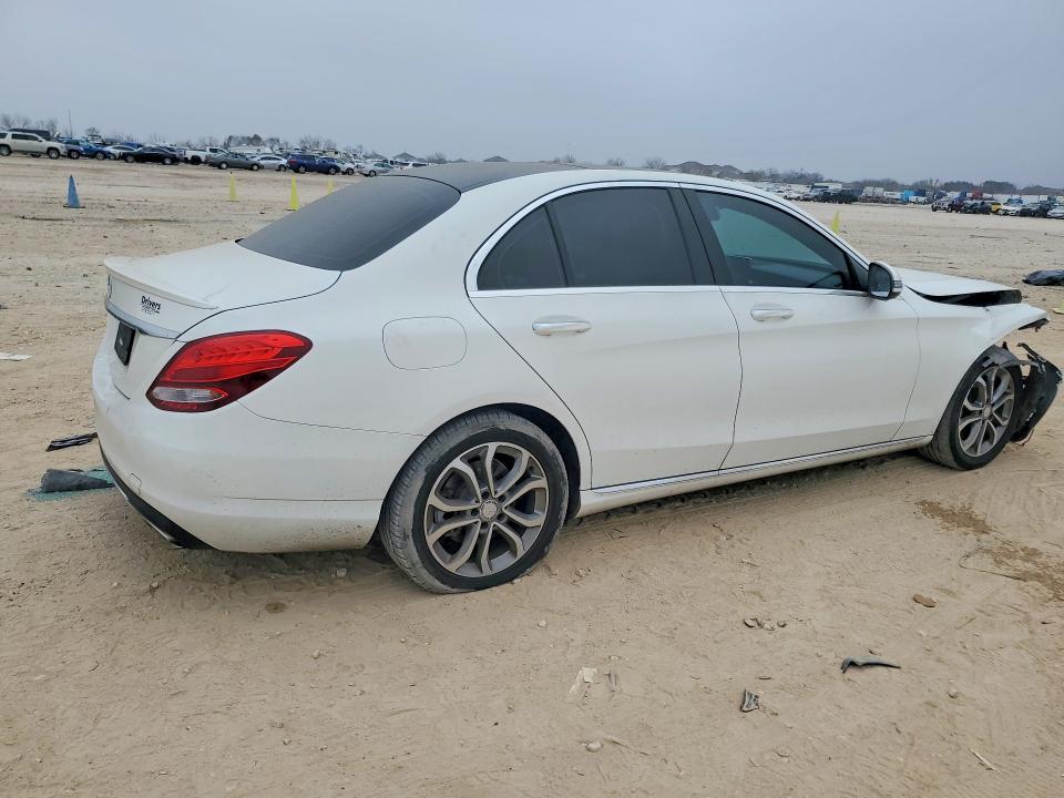 2016 Mercedes-Benz C300