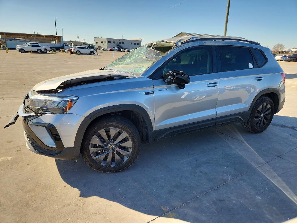 2024 Volkswagen Taos s