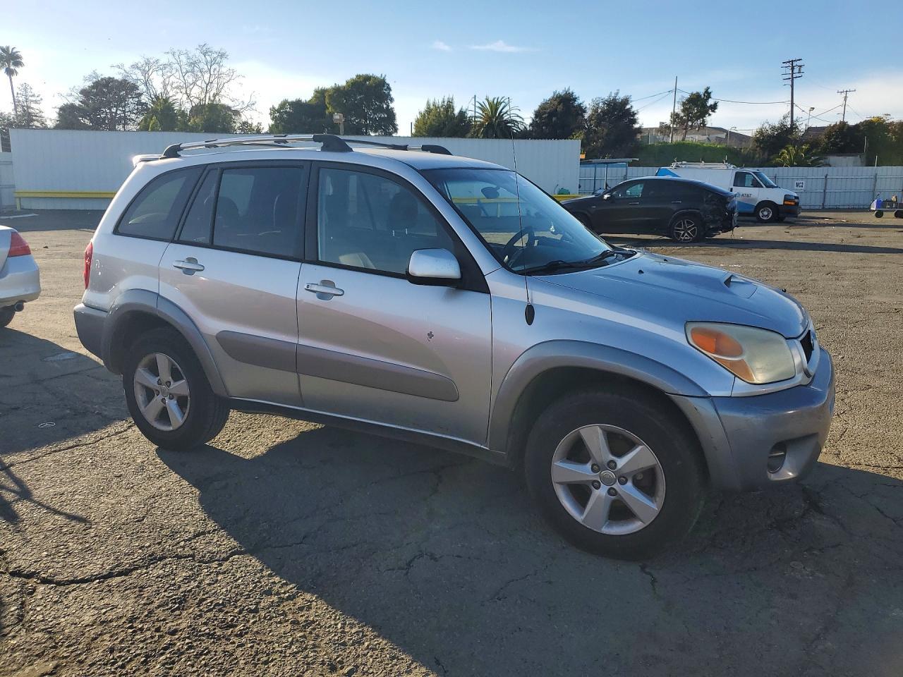 2005 Toyota Rav4 Base