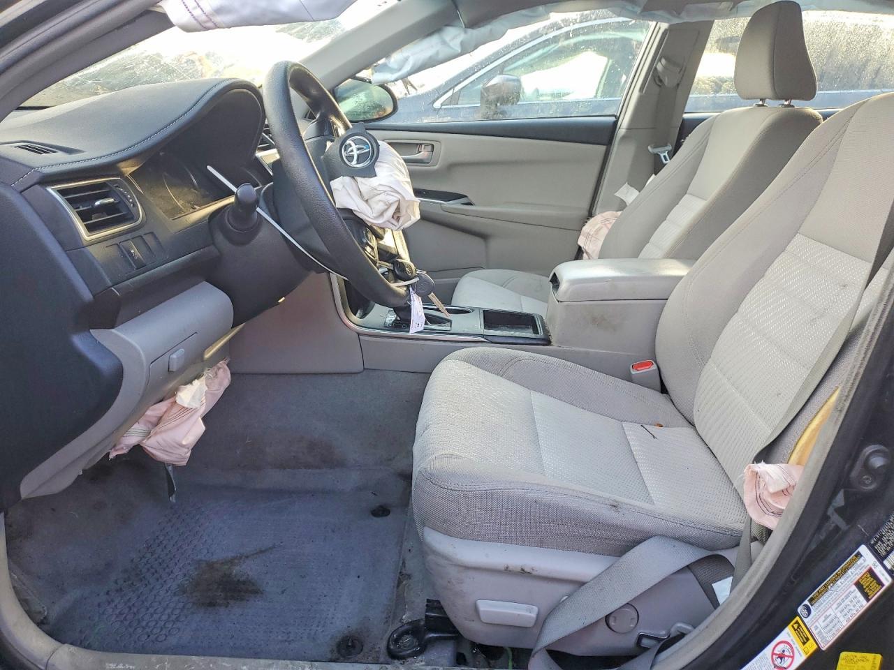 2017 Toyota Camry le