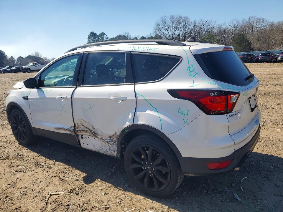 2019 Ford Escape se