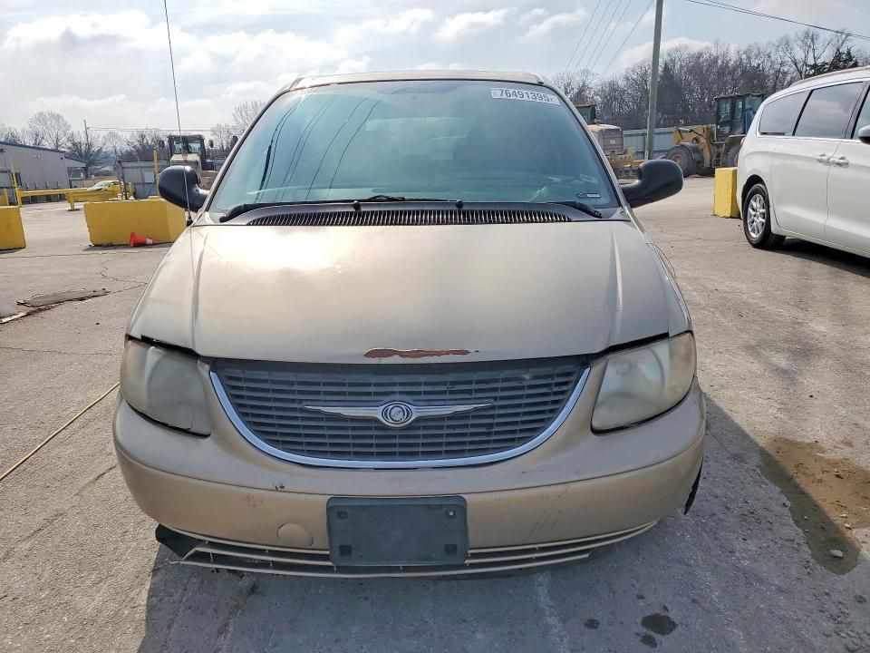 2003 Chrysler Town & Country