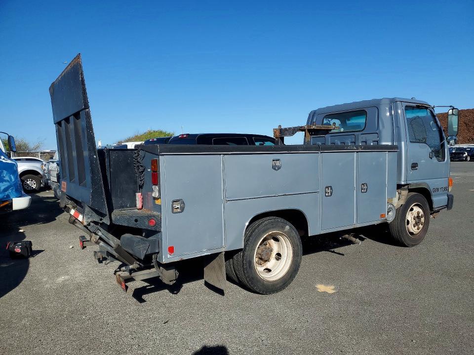 2002 Isuzu NQR