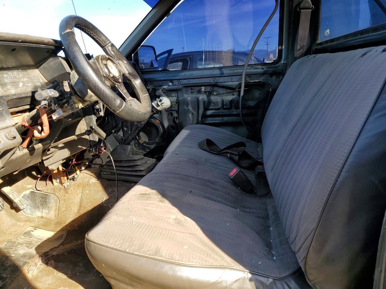 1990 Nissan Truck Base