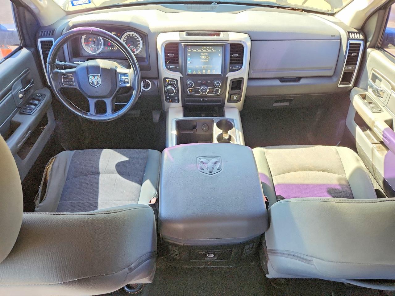 2015 Dodge RAM 1500 SLT