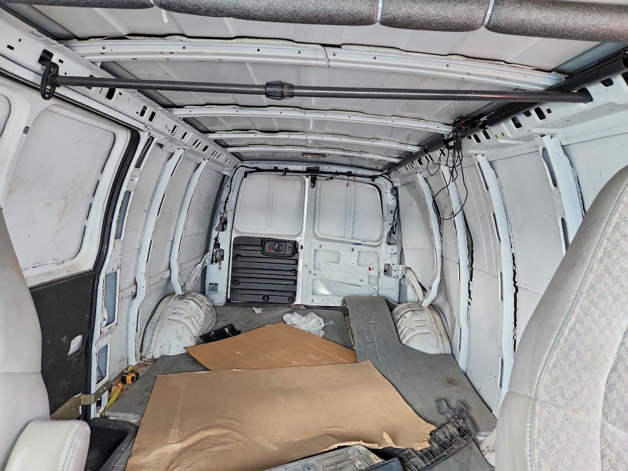 2007 Chevrolet Express 2500 Delivery Van
