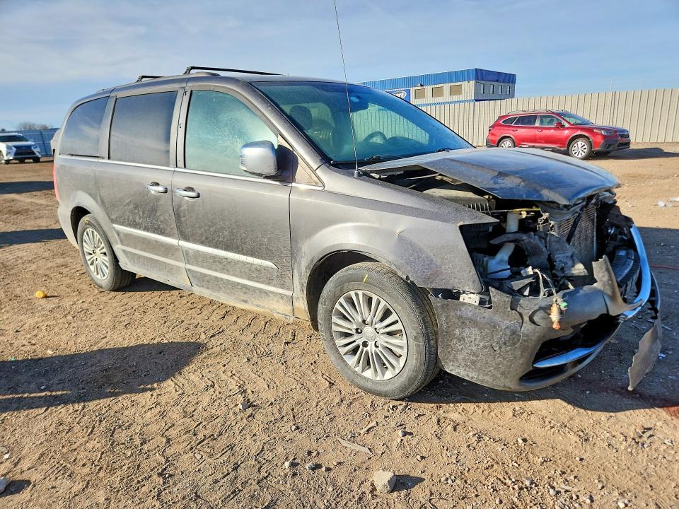 2015 Chrysler Town & Country Touring l