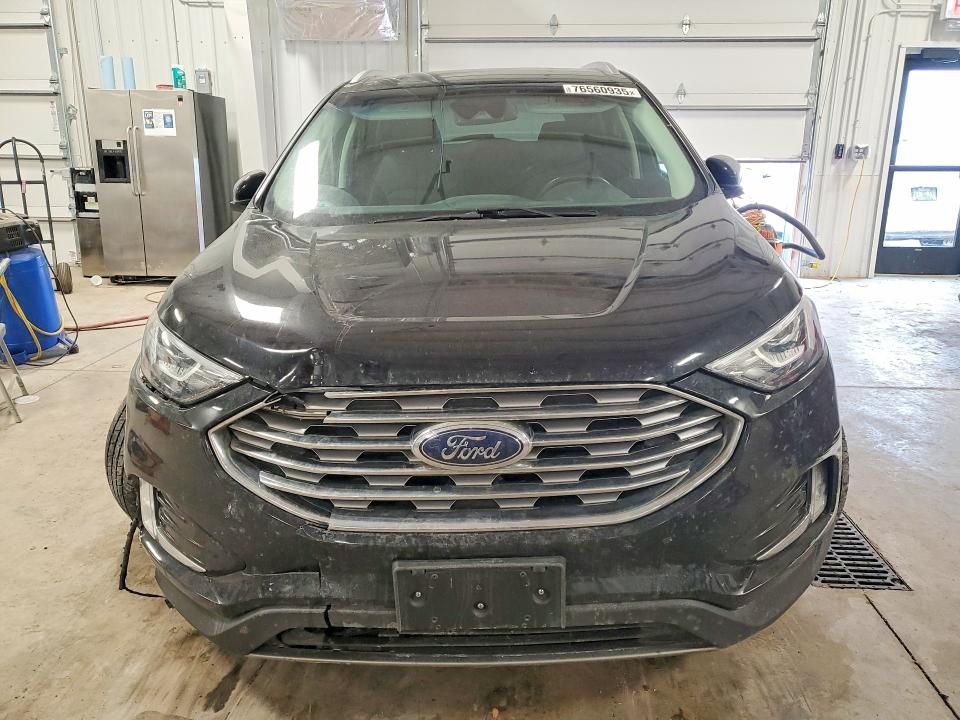 2019 Ford Edge sel
