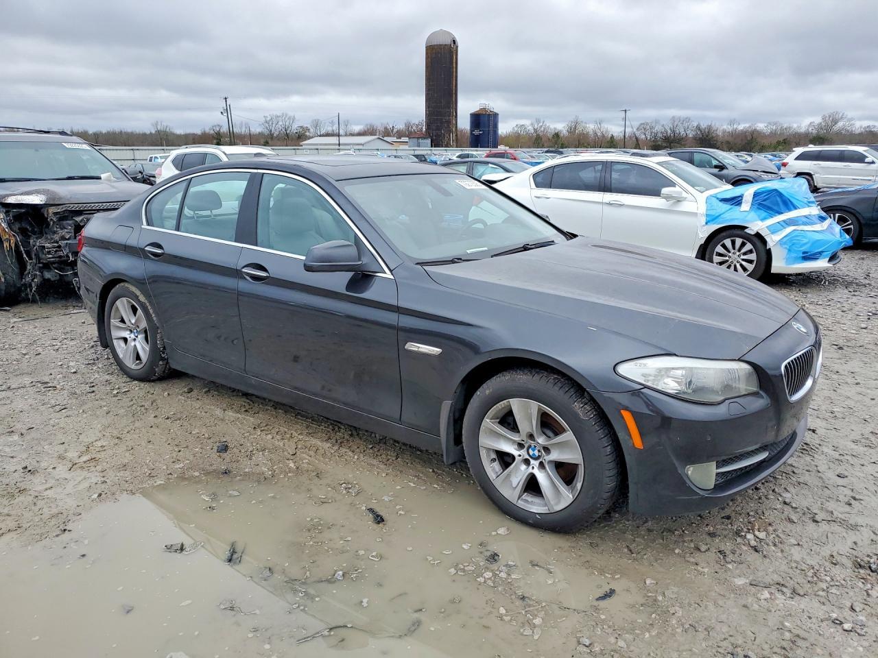 2012 BMW 528 i