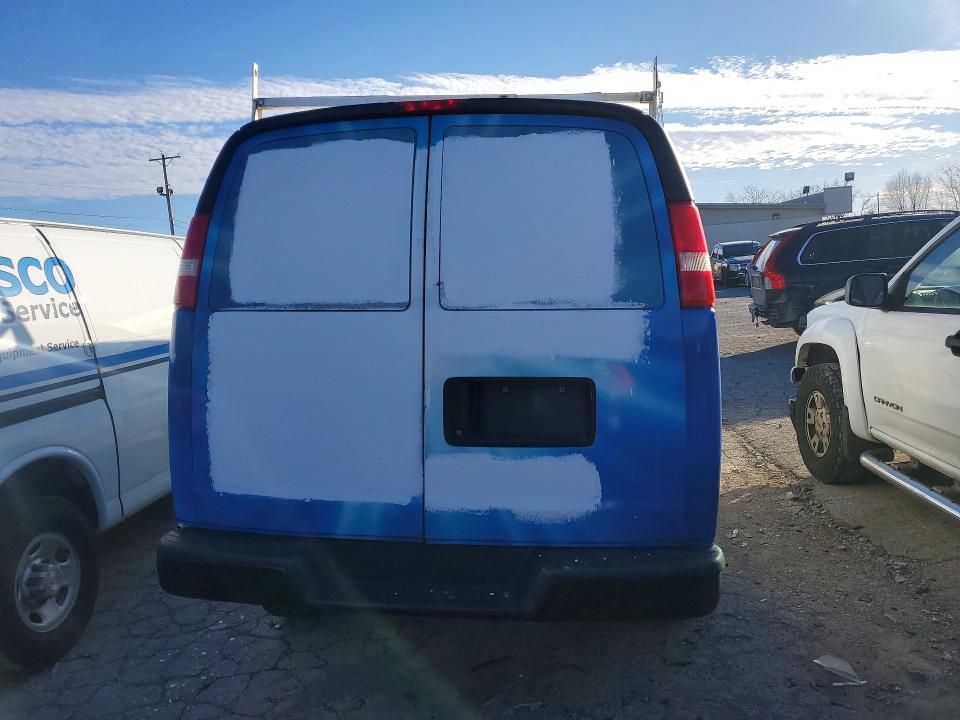 2017 Chevrolet Express 2500 Cargo Delivery van