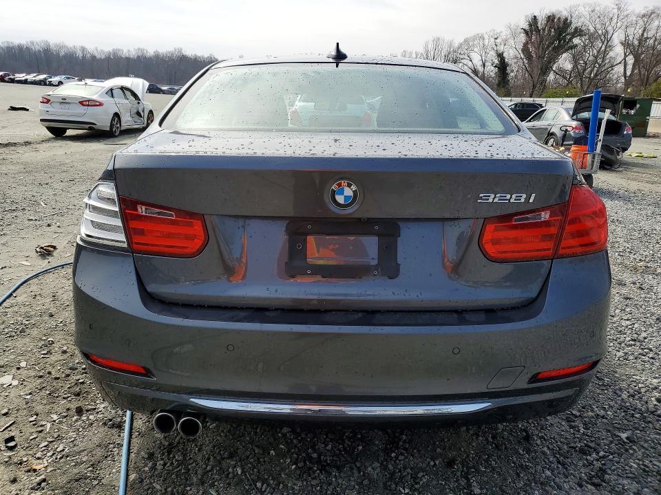 2014 BMW 328 i