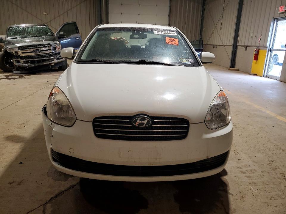 2011 Hyundai Accent gls