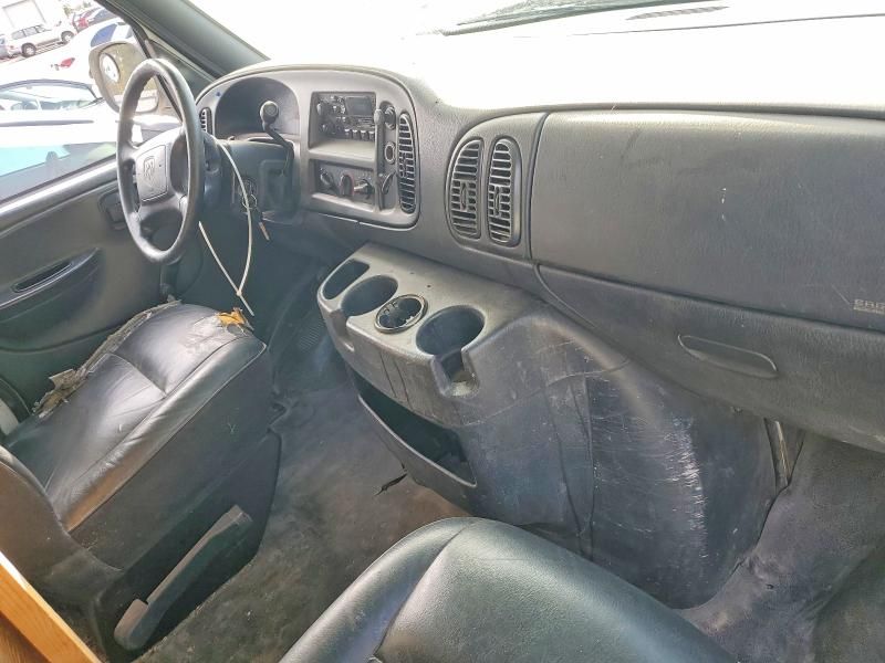 2002 Dodge Ram van B2500