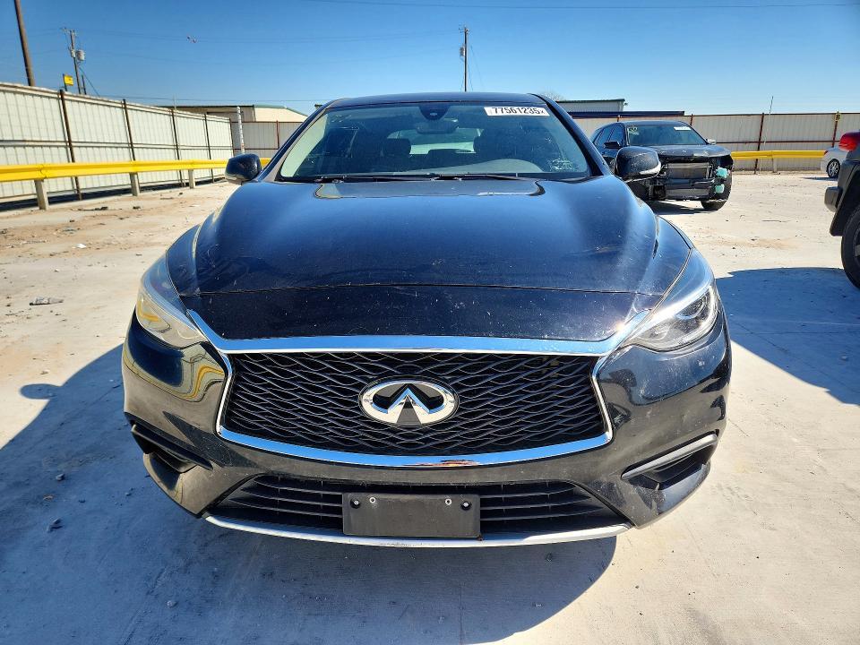 2017 Infiniti Qx30 Base