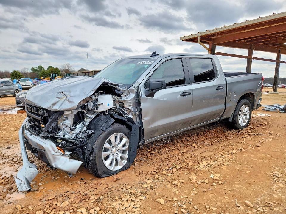 2025 Chevrolet Silverado C1500 Custom