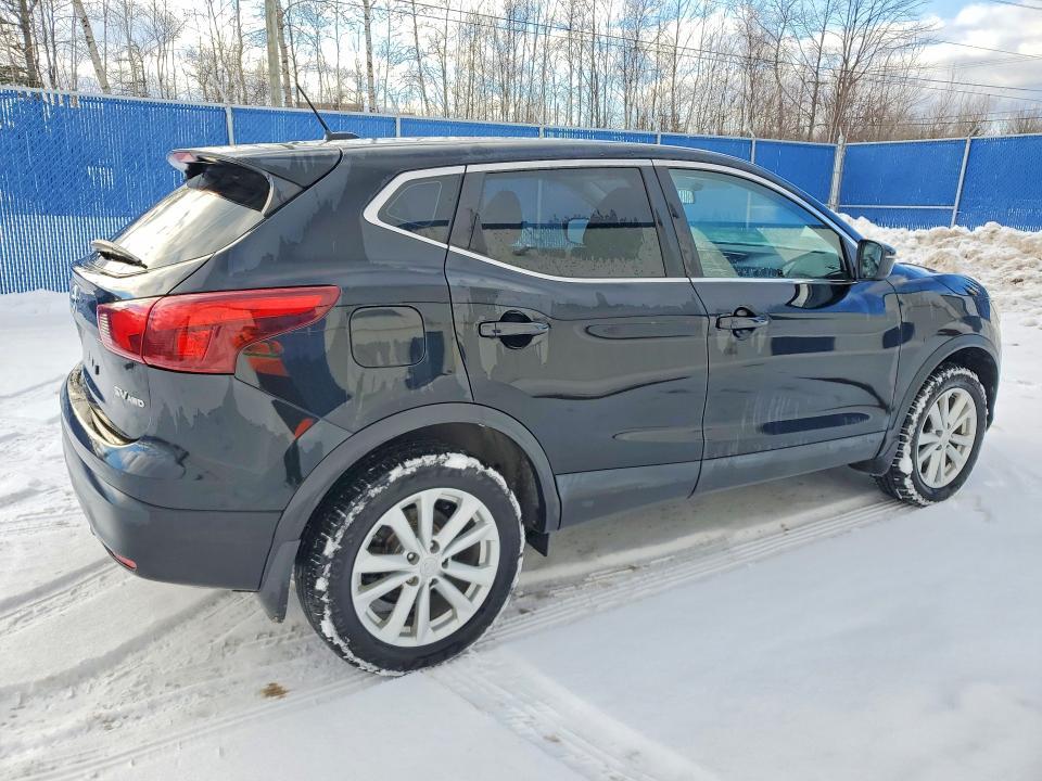 2017 Nissan Qashqai sv