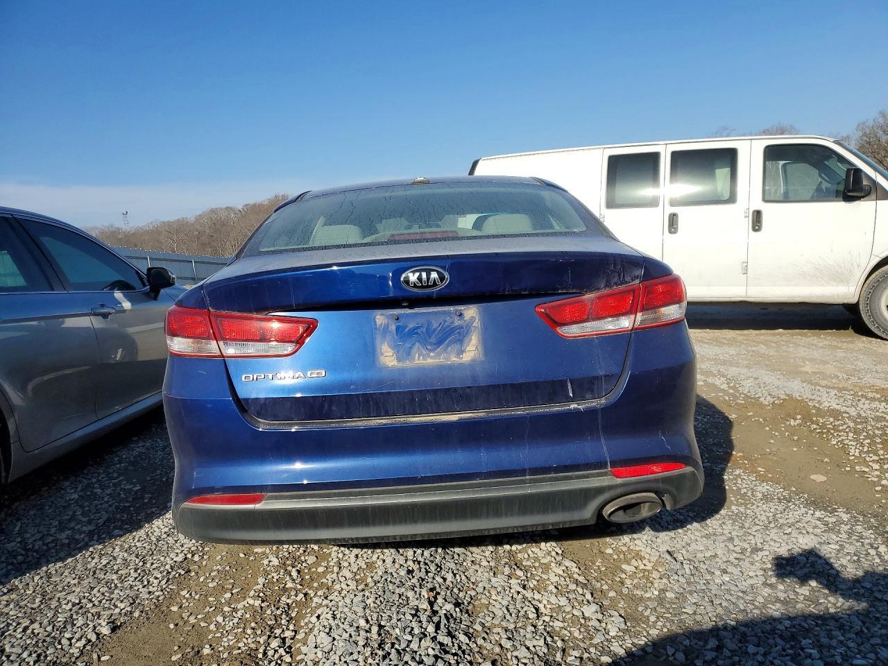 2016 KIA Optima lx