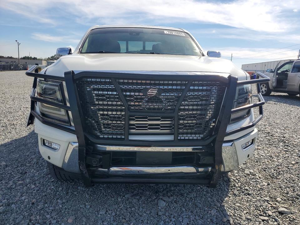 2023 Nissan Titan Platinum Reserve