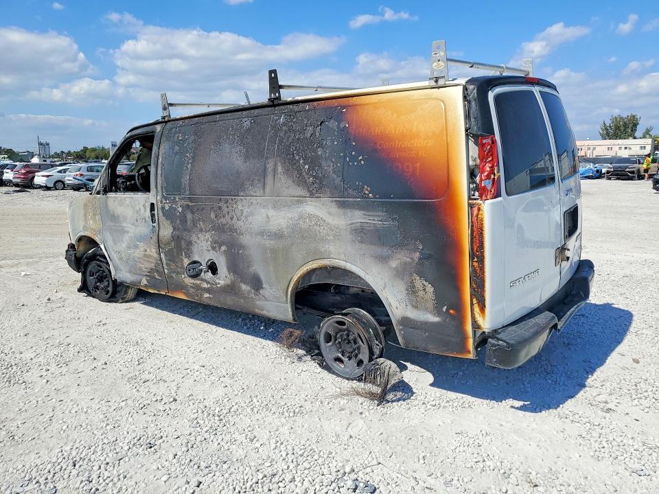 2009 GMC Savana G2500