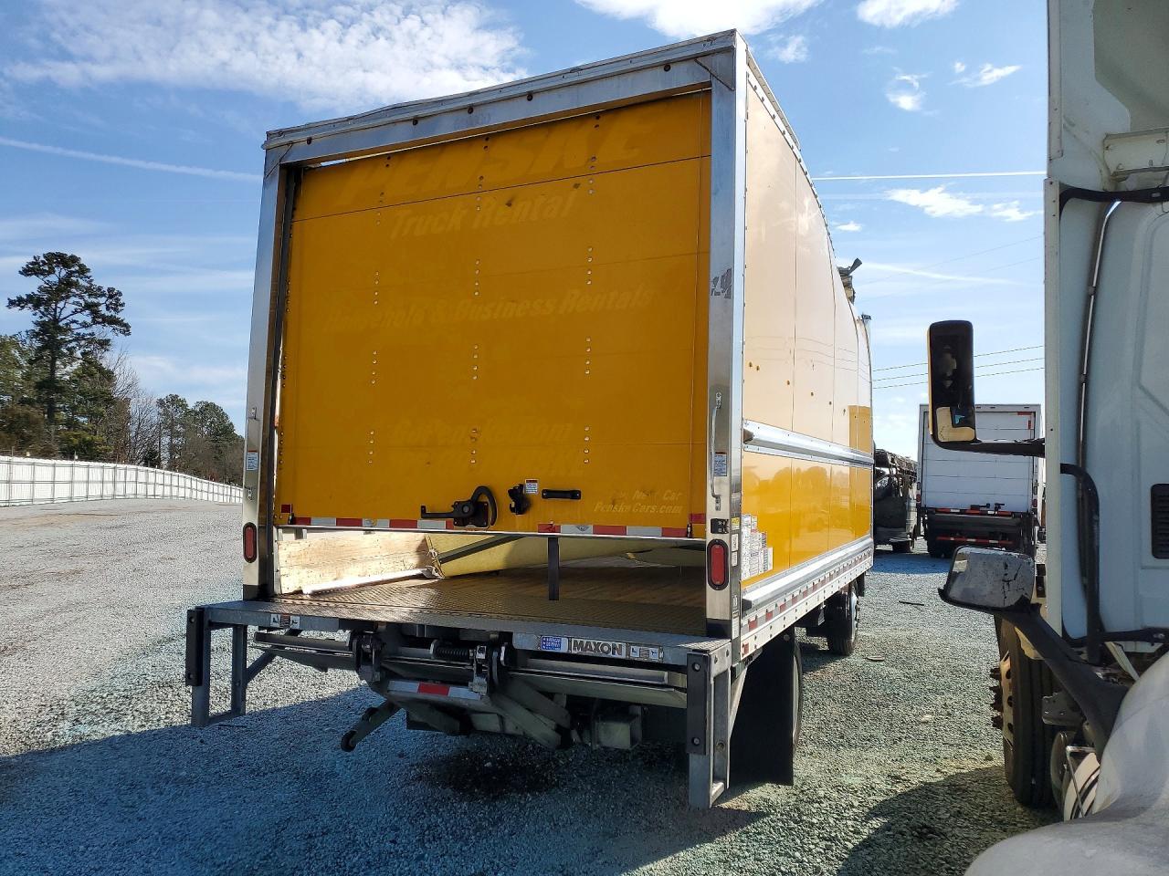 2023 Isuzu NPR HD-BOX Truck