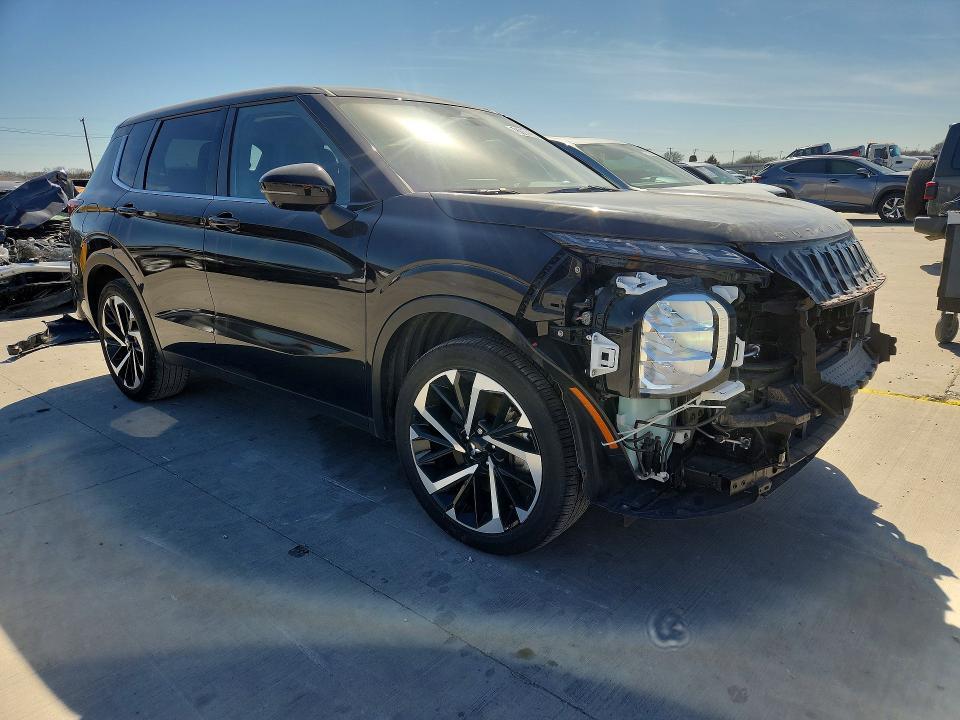 2022 Mitsubishi Outlander se