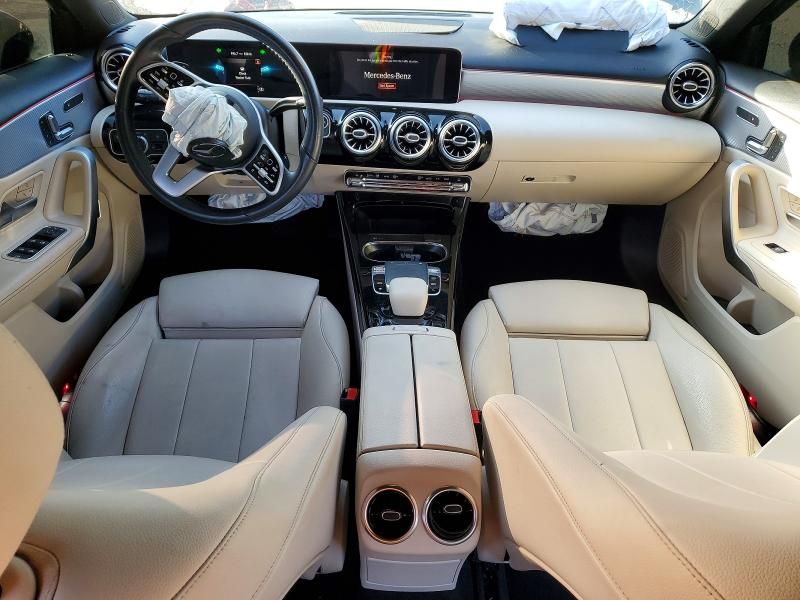 2019 Mercedes-Benz A 220