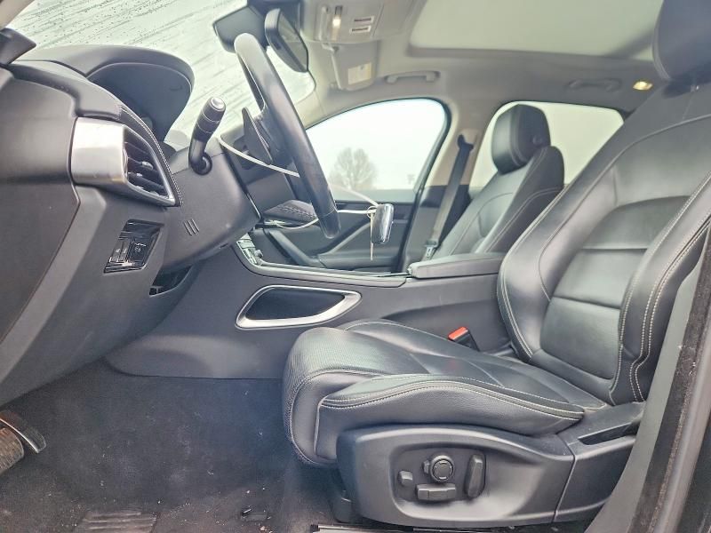 2017 Jaguar F-pace R-sport