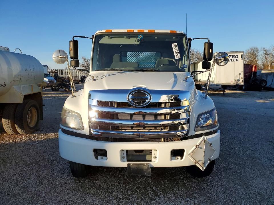 2017 Hino 258/268 Flatbed Truck