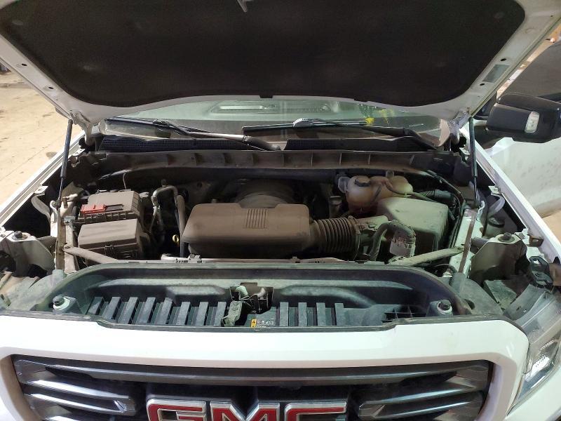 2022 GMC Sierra Limited K1500 AT4