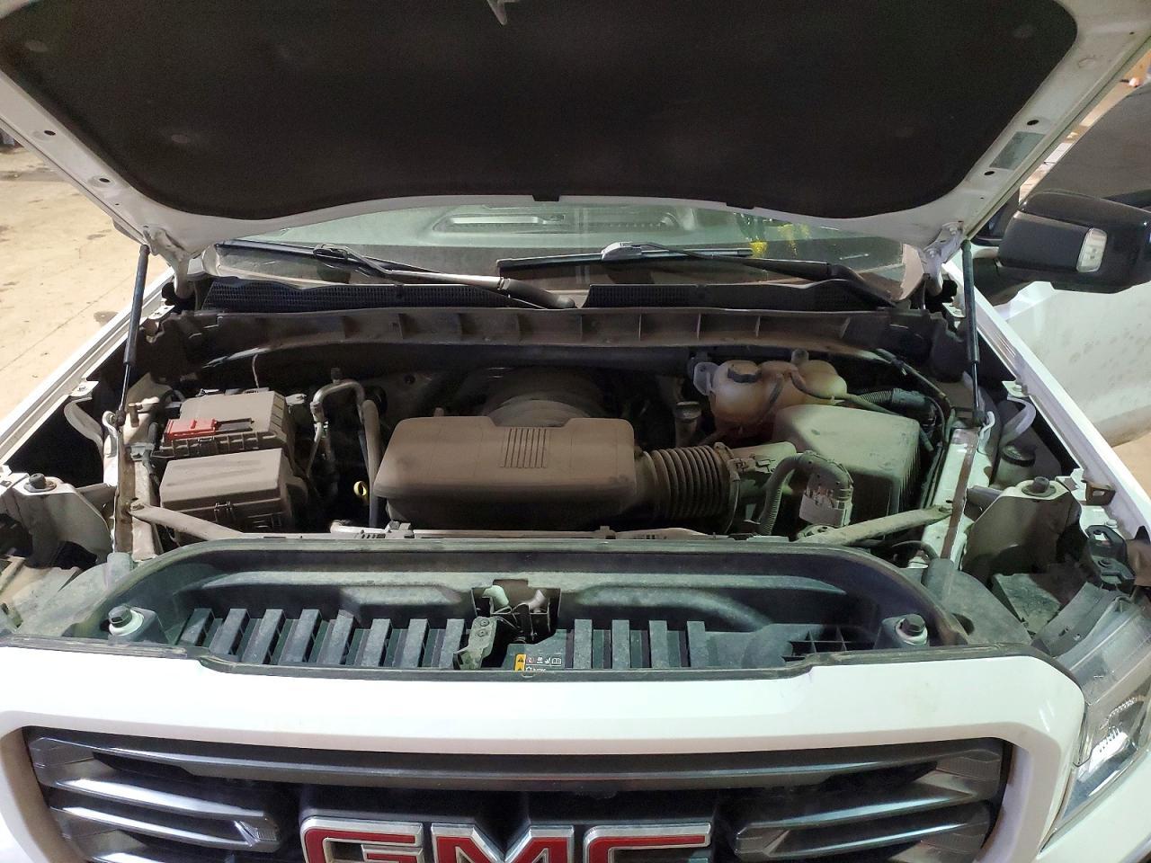 2022 GMC Sierra Limited K1500 AT4