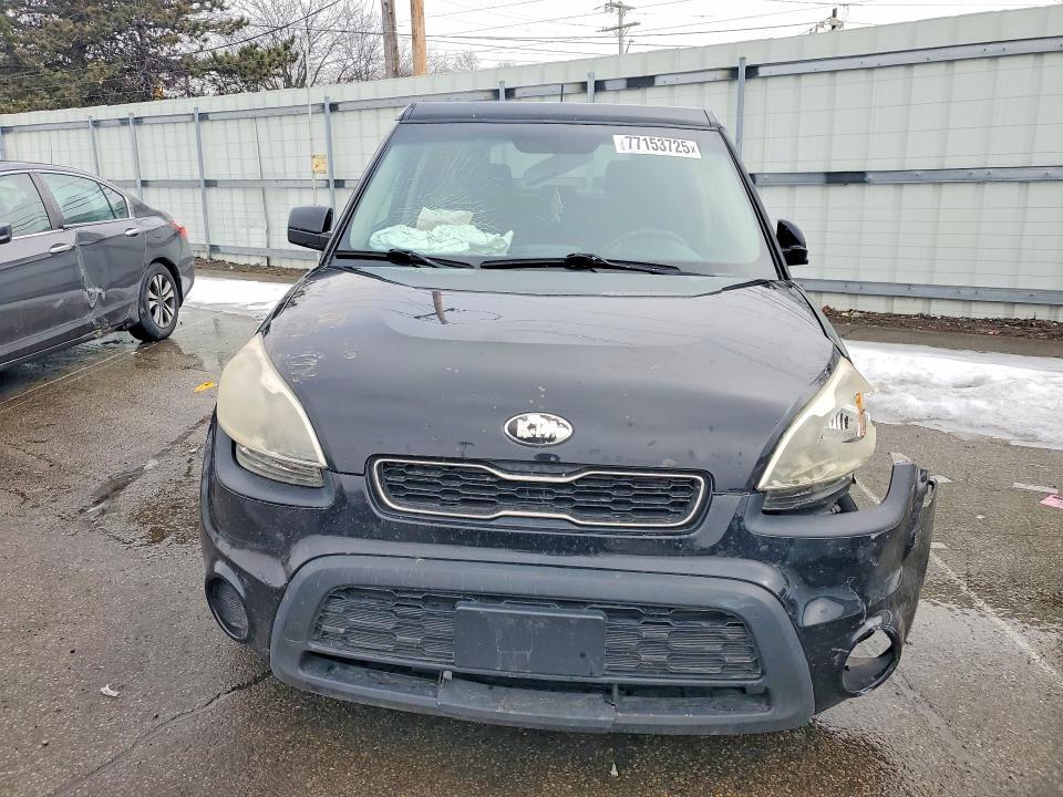 2013 KIA Soul Base