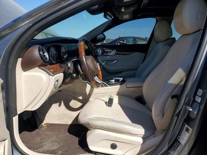 2017 Mercedes-Benz E 300