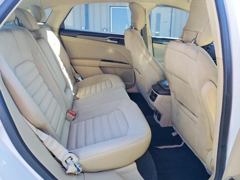 2014 Ford Fusion se Hybrid