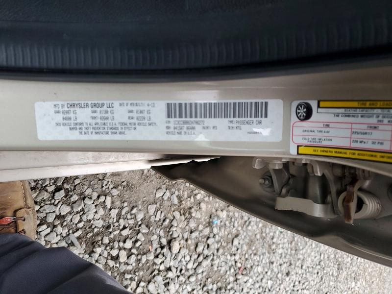 2013 Chrysler 200 Touring