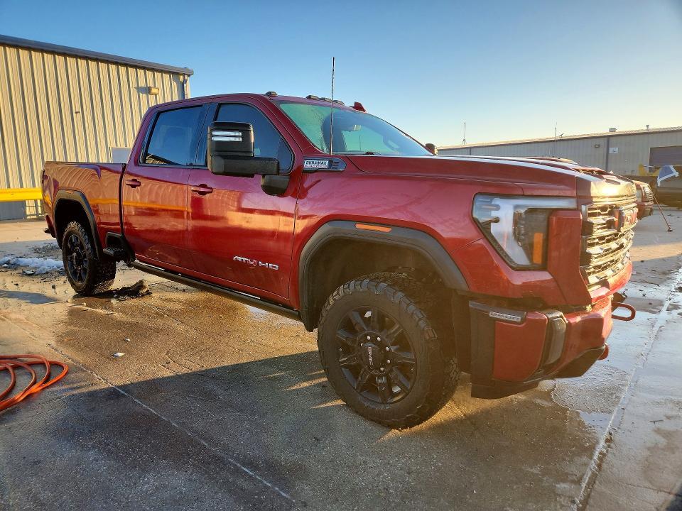 2024 GMC Sierra K2500 AT4