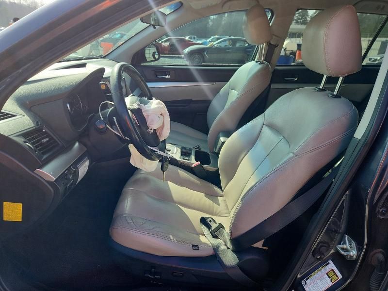 2012 Subaru Outback 2.5i Premium