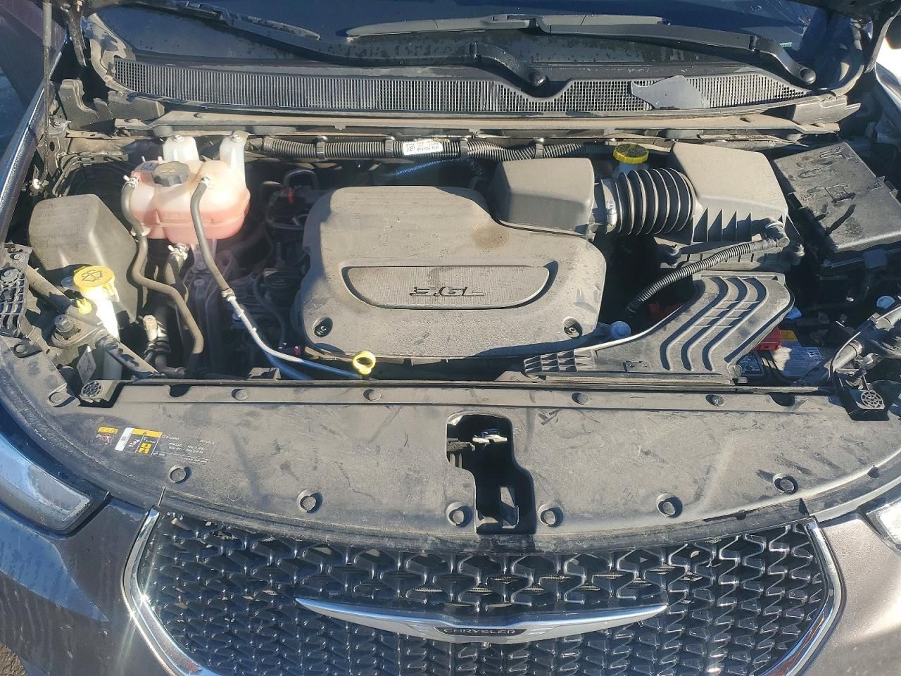 2023 Chrysler Pacifica Touring l